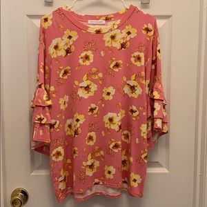 Chris & Carol boutique style top M/L